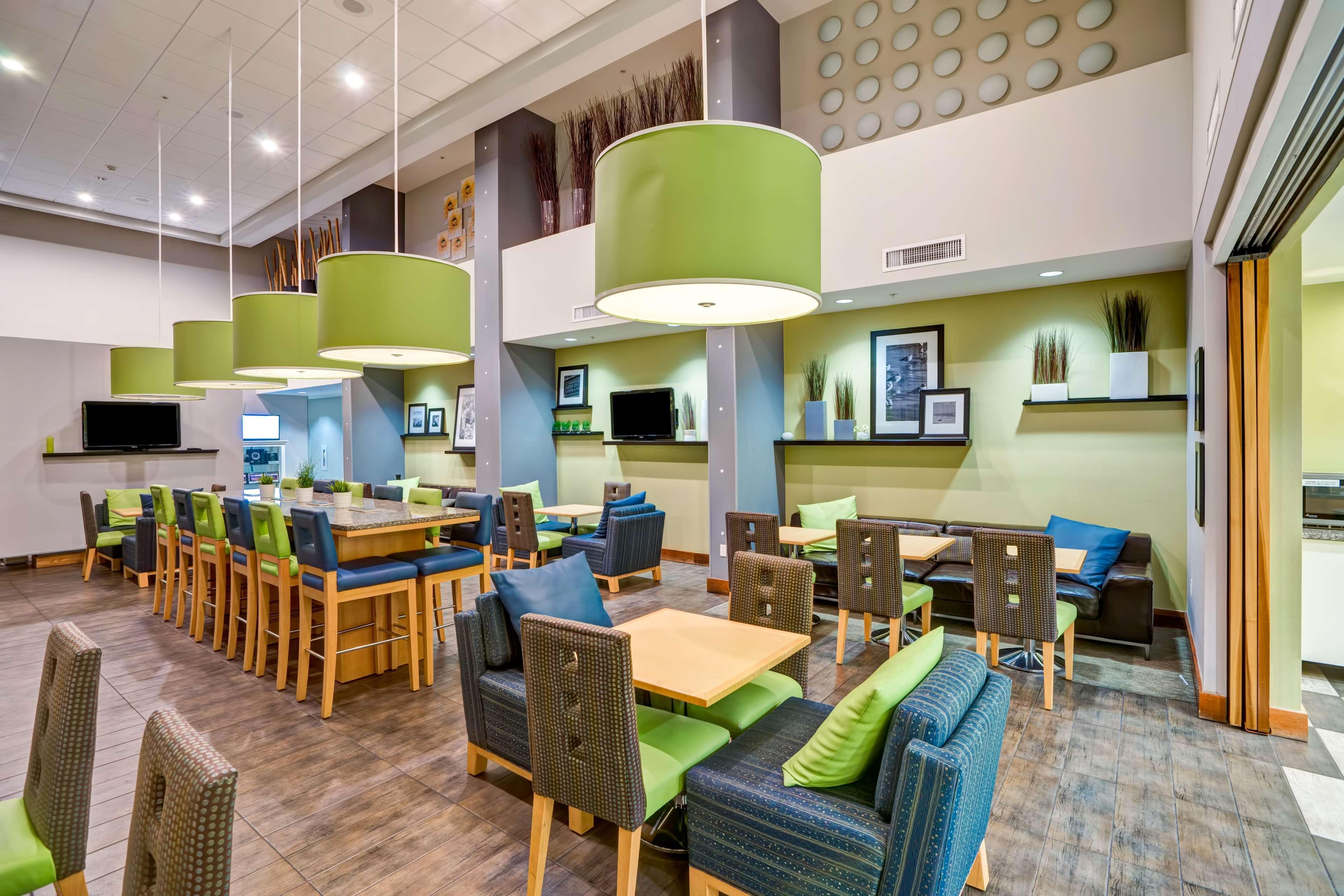 Hampton Inn & Suites Sarasota / Bradenton - Airport Exterior photo