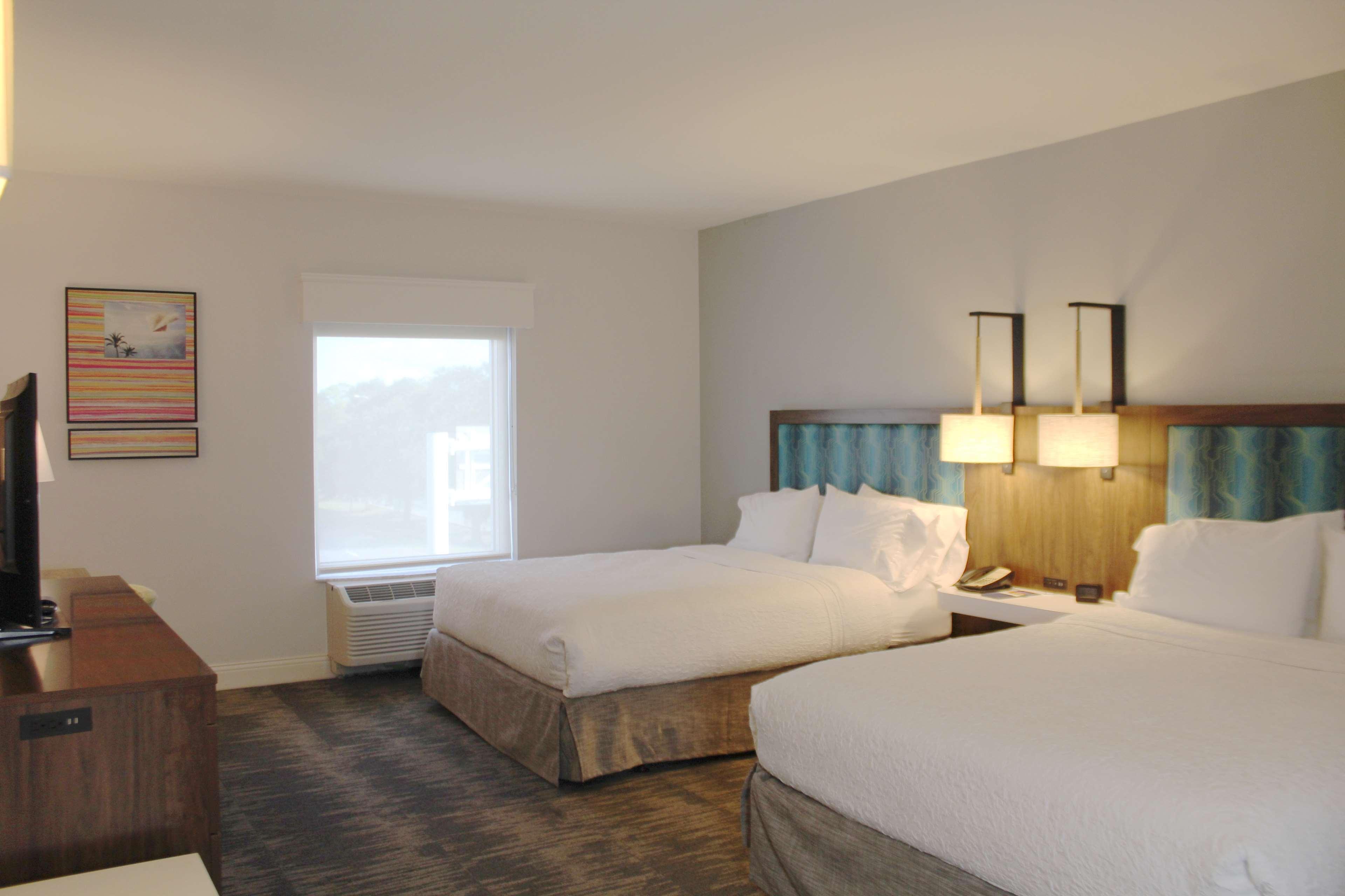 Hampton Inn & Suites Sarasota / Bradenton - Airport Exterior photo