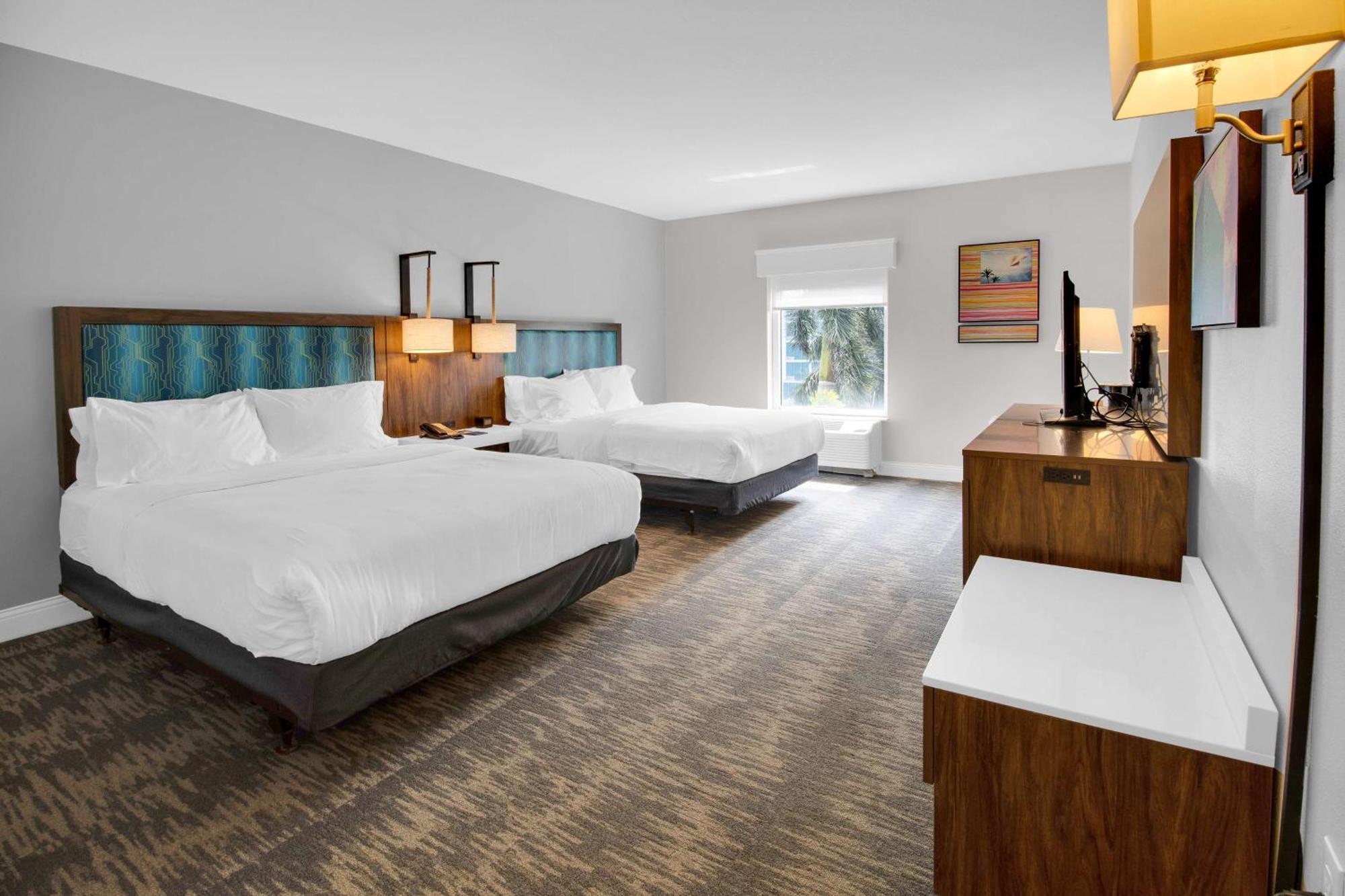 Hampton Inn & Suites Sarasota / Bradenton - Airport Exterior photo
